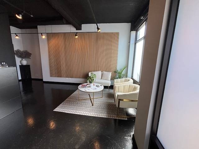 1652 W North AVE, Chicago, IL 60622