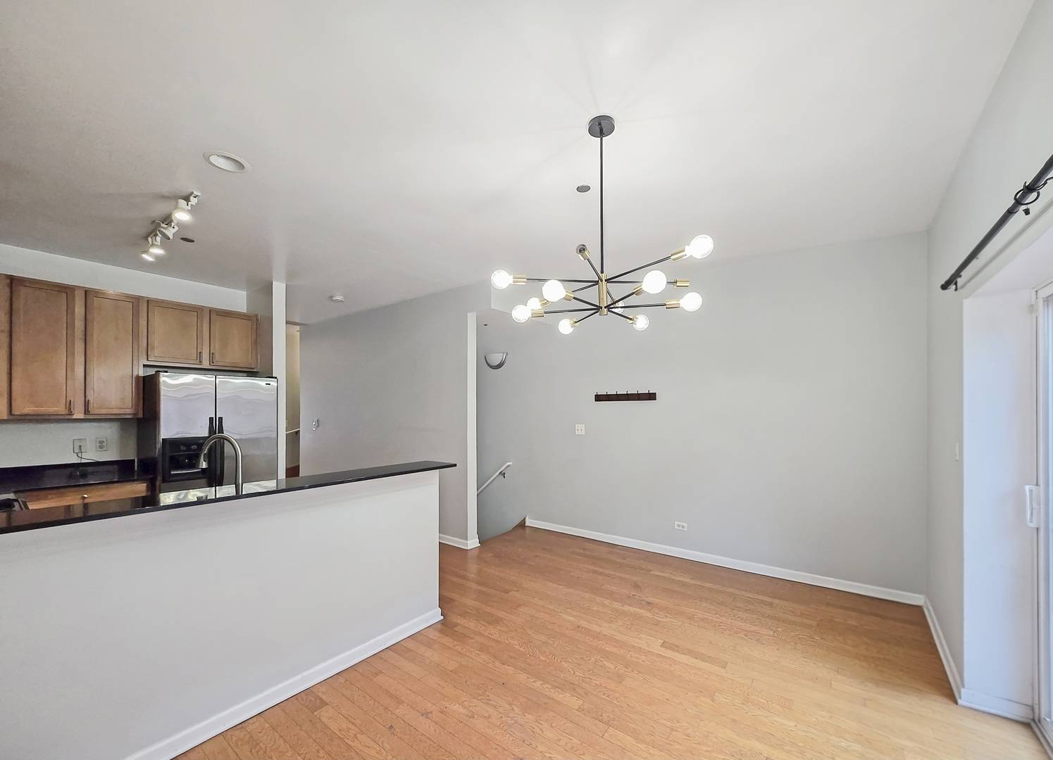 2415 W 32nd PL, Chicago, IL 60608