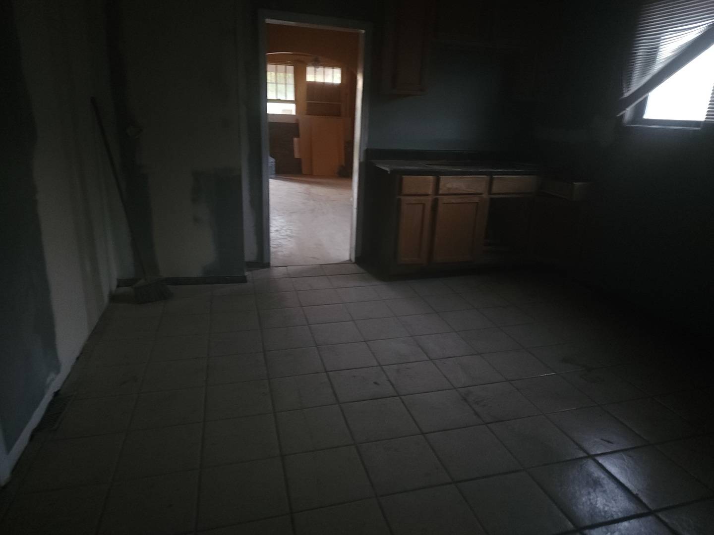 41 155th PL, Calumet City, IL 60409