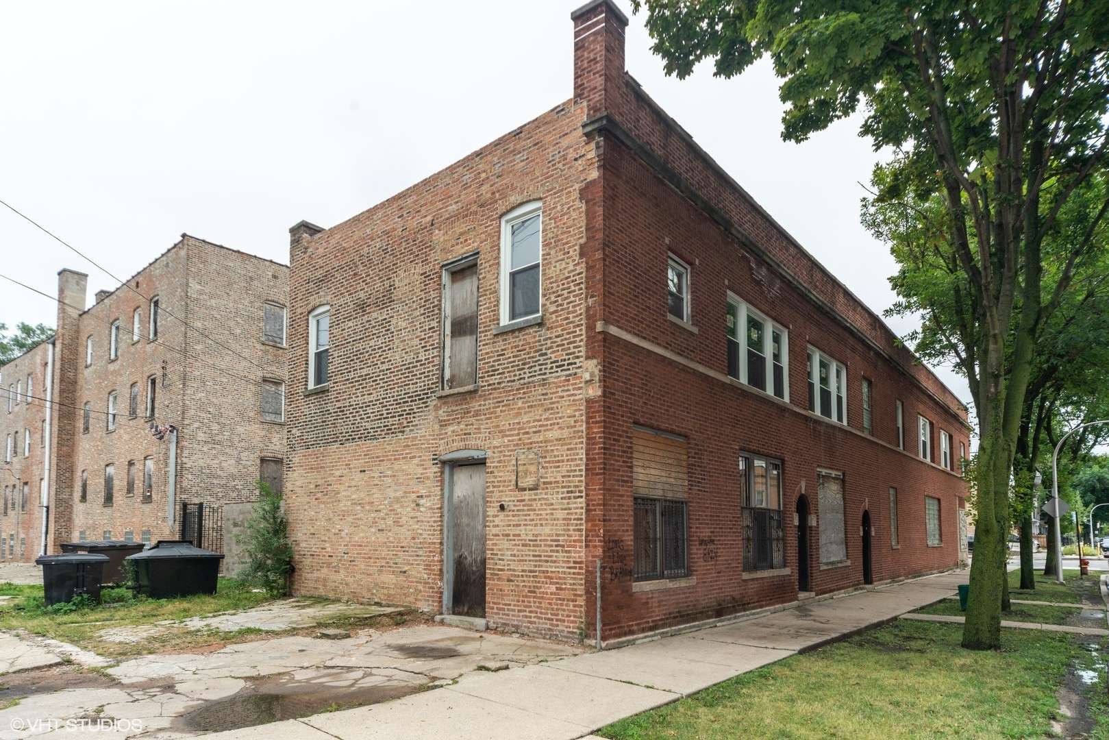 5256 W Chicago AVE, Chicago, IL 60651