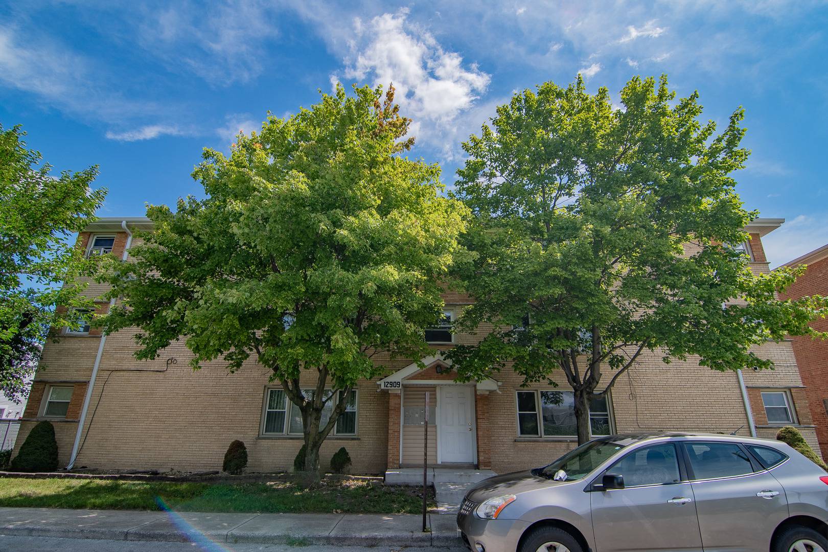 12909 Page ST, Blue Island, IL 60406