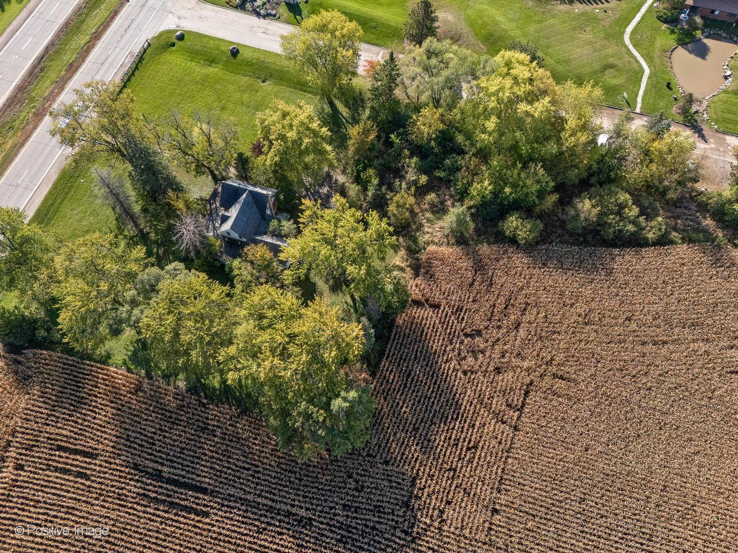 30918 N US HIGHWAY 12 HWY, Volo, IL 60073