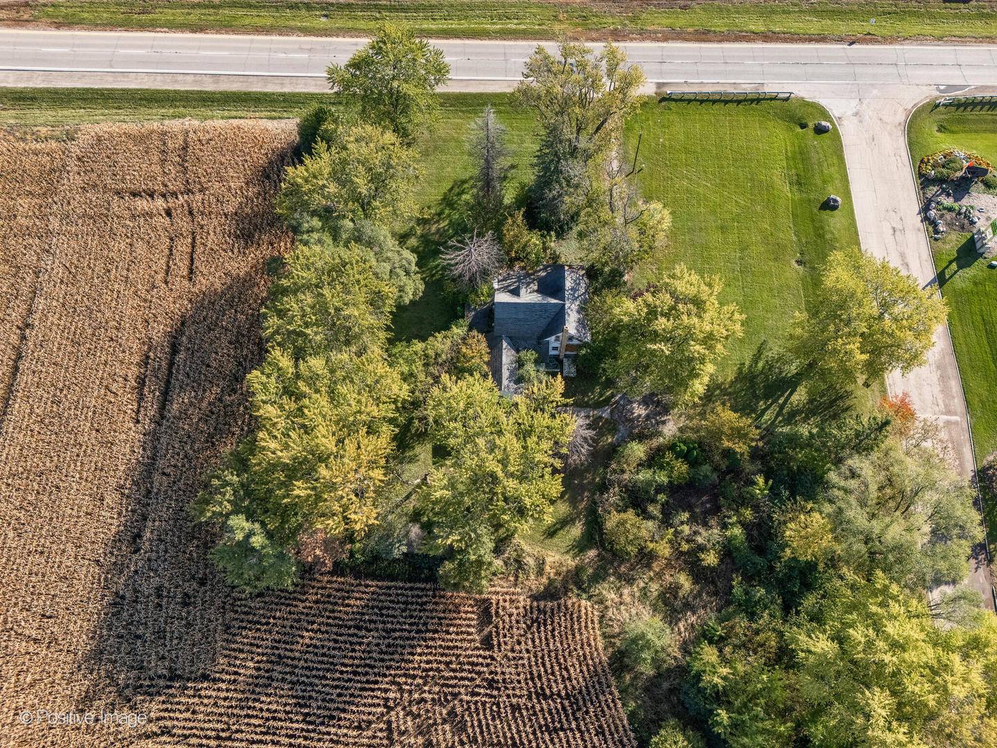 30918 N US HIGHWAY 12 HWY, Volo, IL 60073