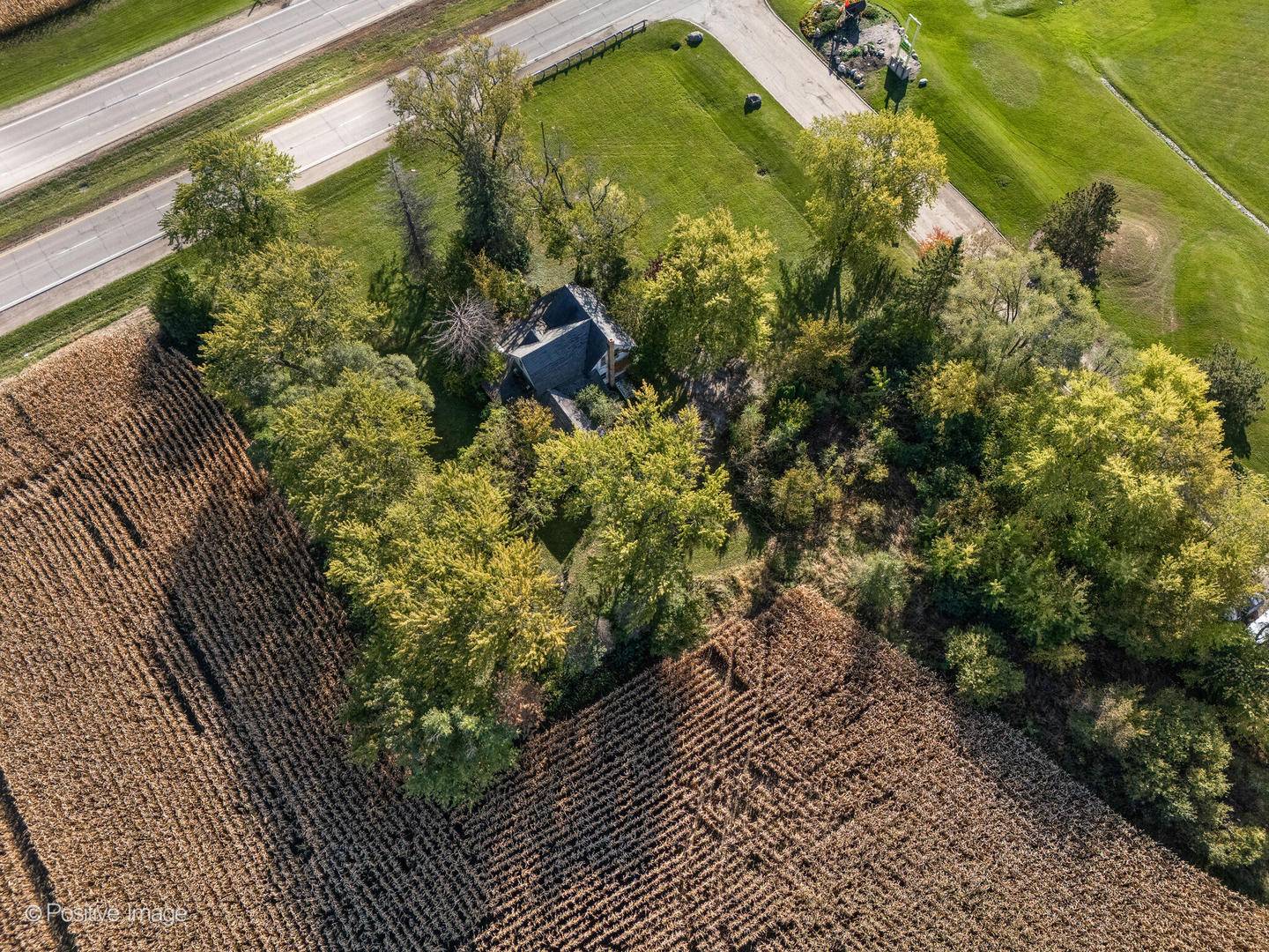 30918 N US HIGHWAY 12 HWY, Volo, IL 60073