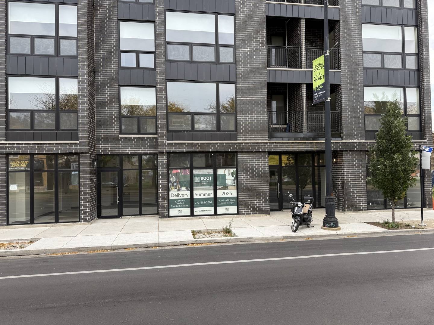 3045 W Irving Park RD, Chicago, IL 60618