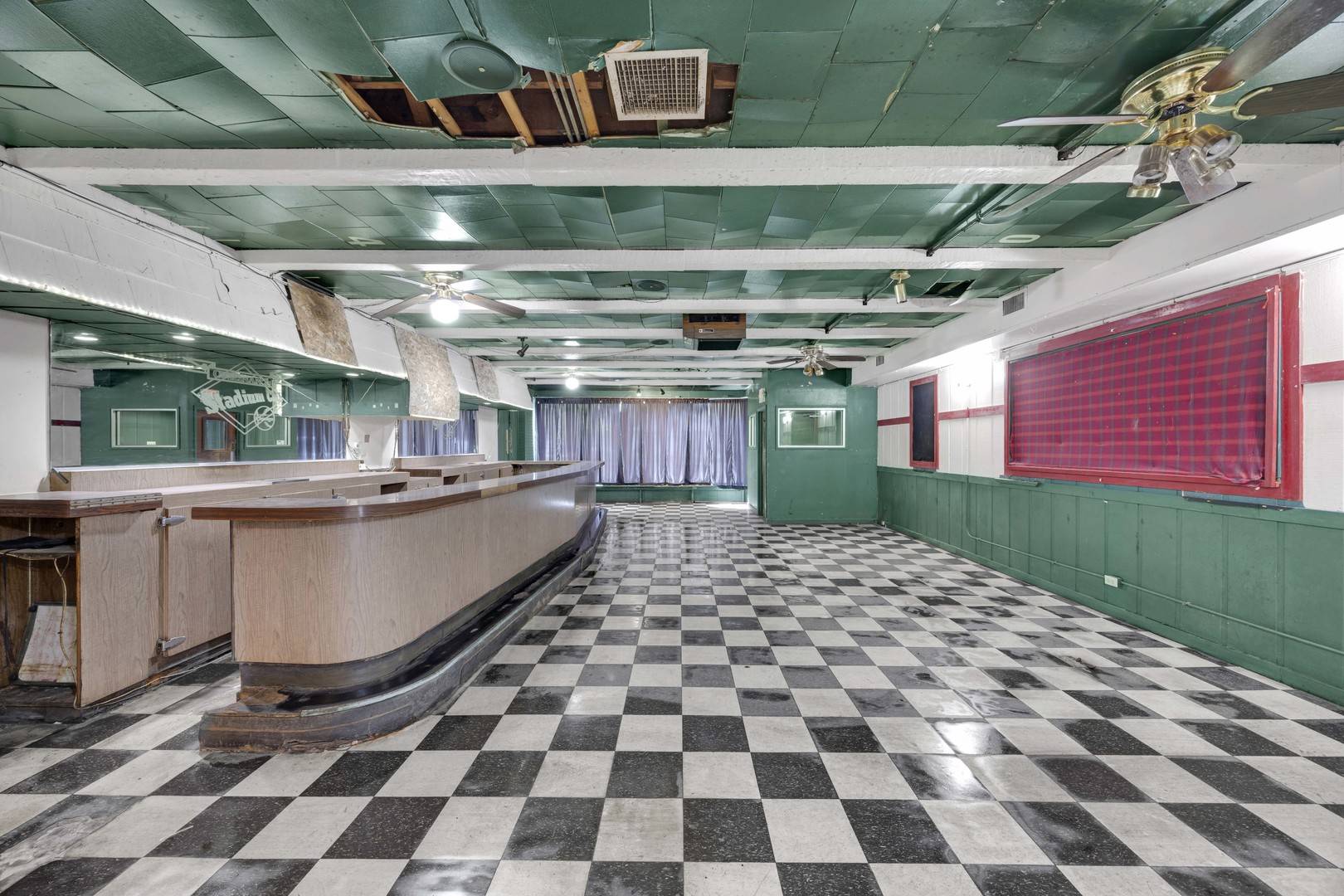 11610 S Western AVE, Chicago, IL 60643