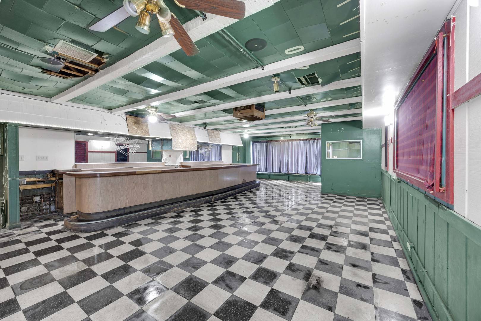 11610 S Western AVE, Chicago, IL 60643