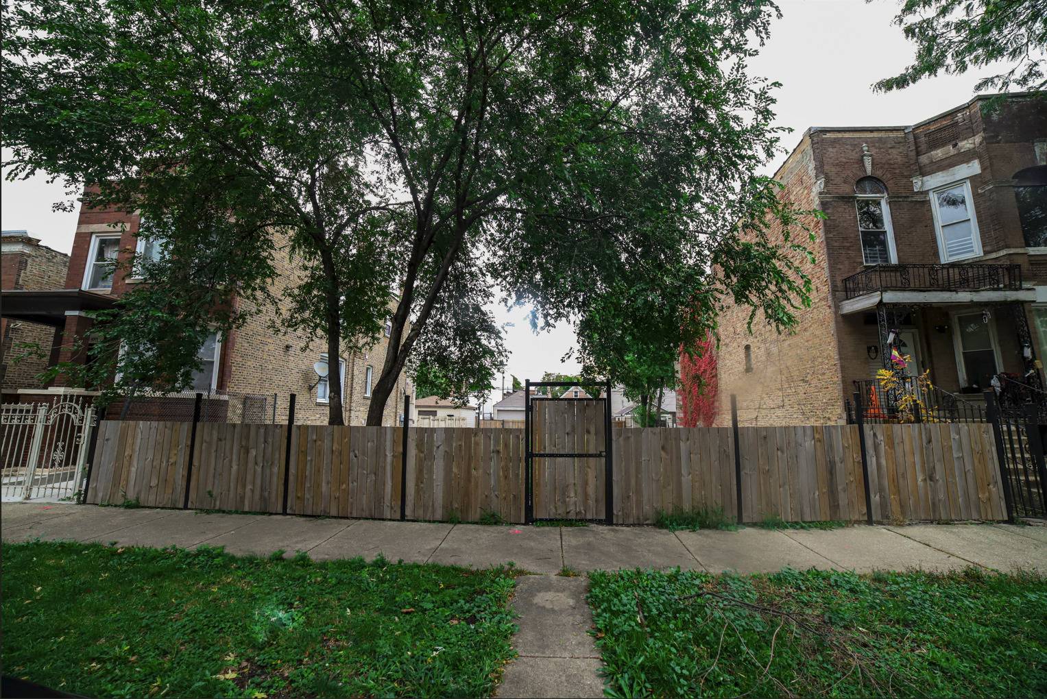 931 N Lawndale AVE, Chicago, IL 60651