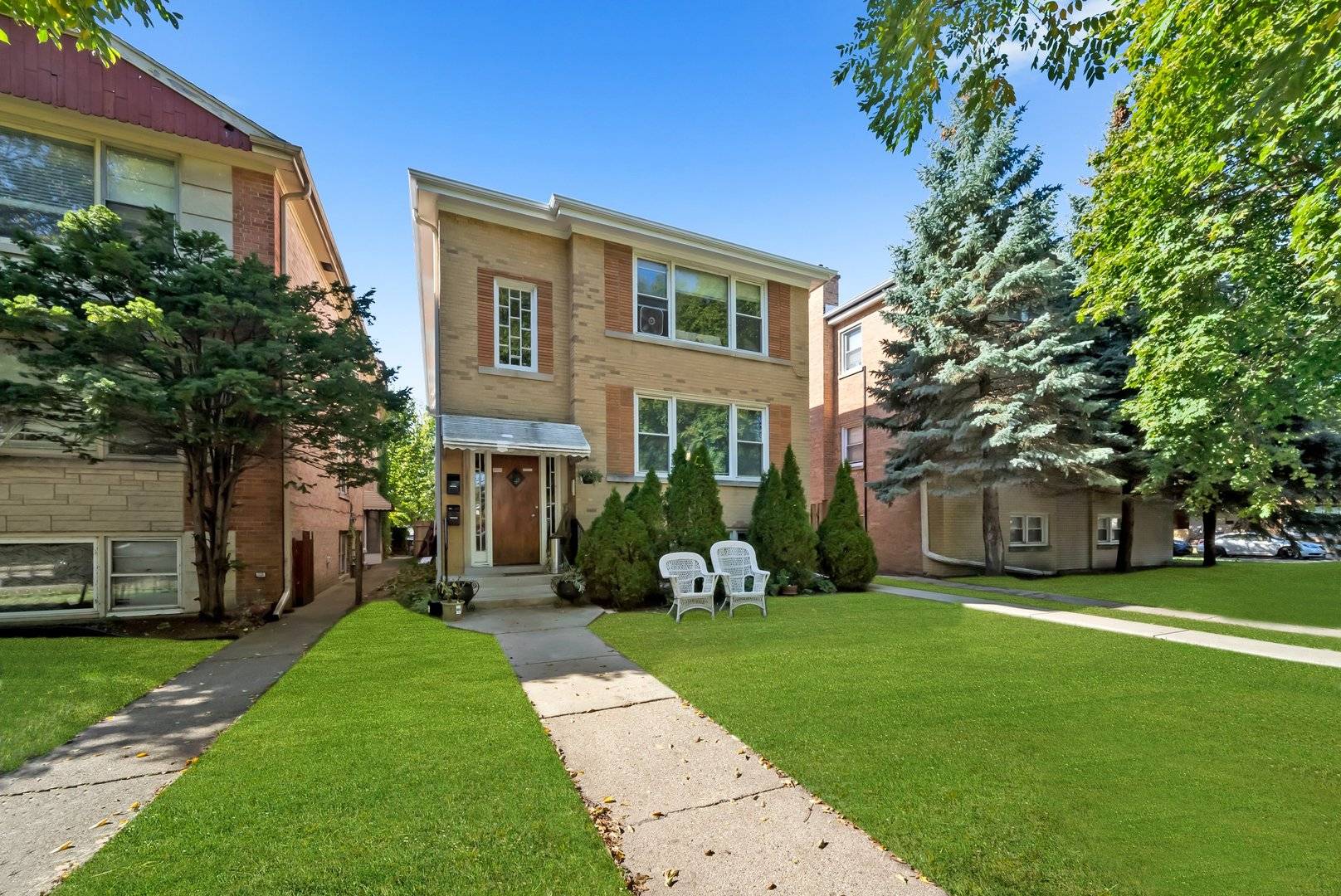 704 Florence AVE, Evanston, IL 60202