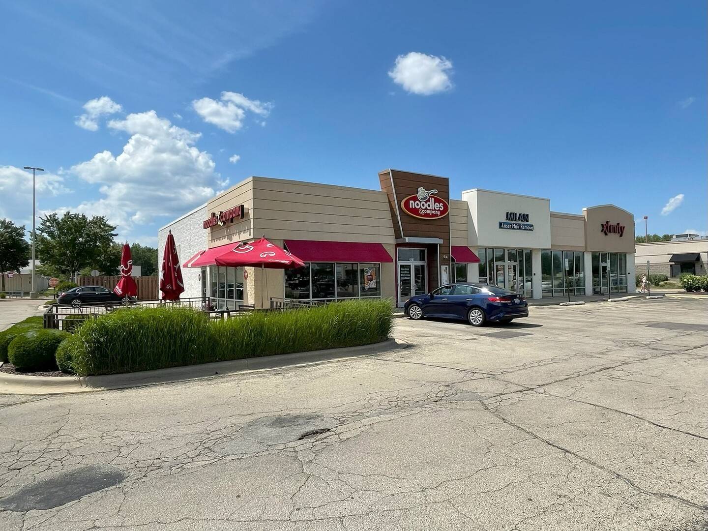 2561 Sycamore RD, Dekalb, IL 60115