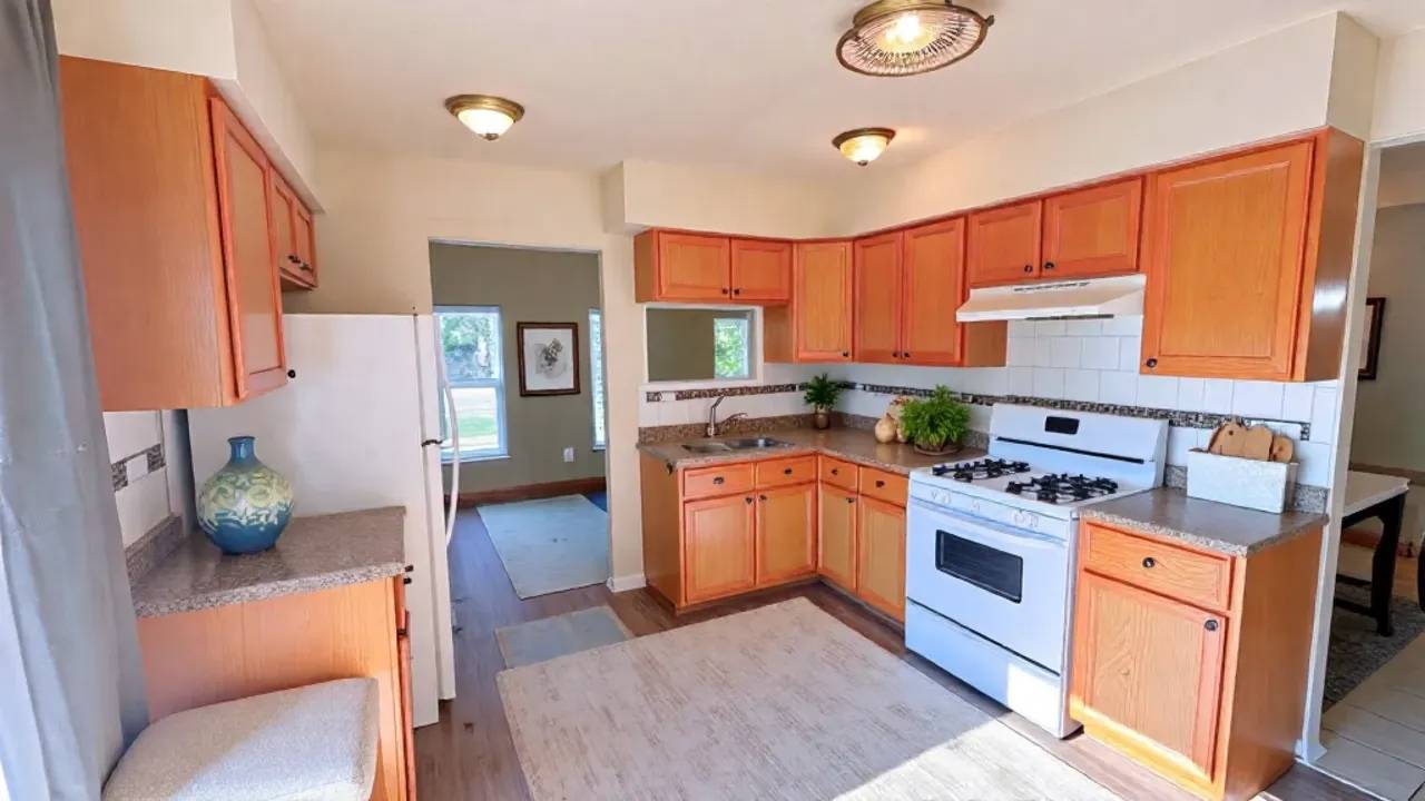 2316 E 207th ST, Lynwood, IL 60411