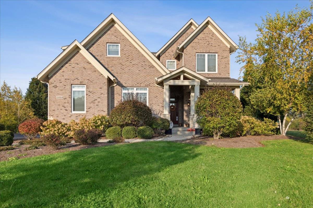 23213 N Sanctuary Club DR, Kildeer, IL 60047