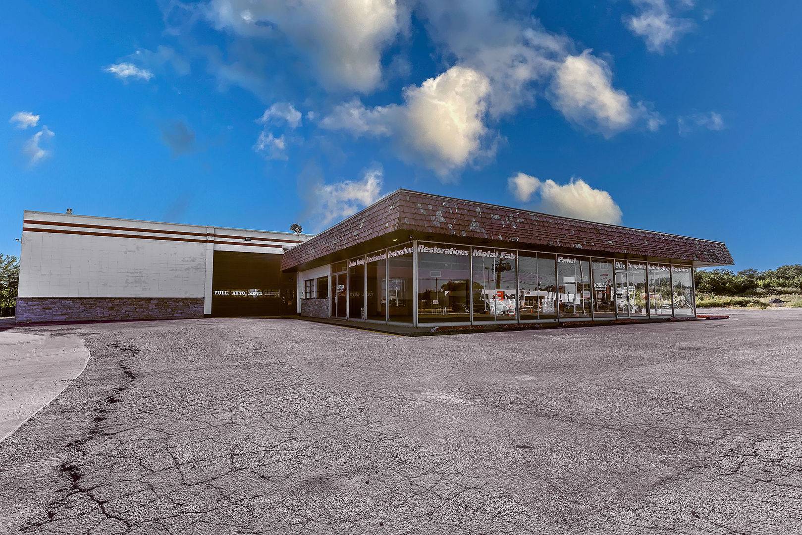 90 S Us Highway 12, Fox Lake, IL 60020