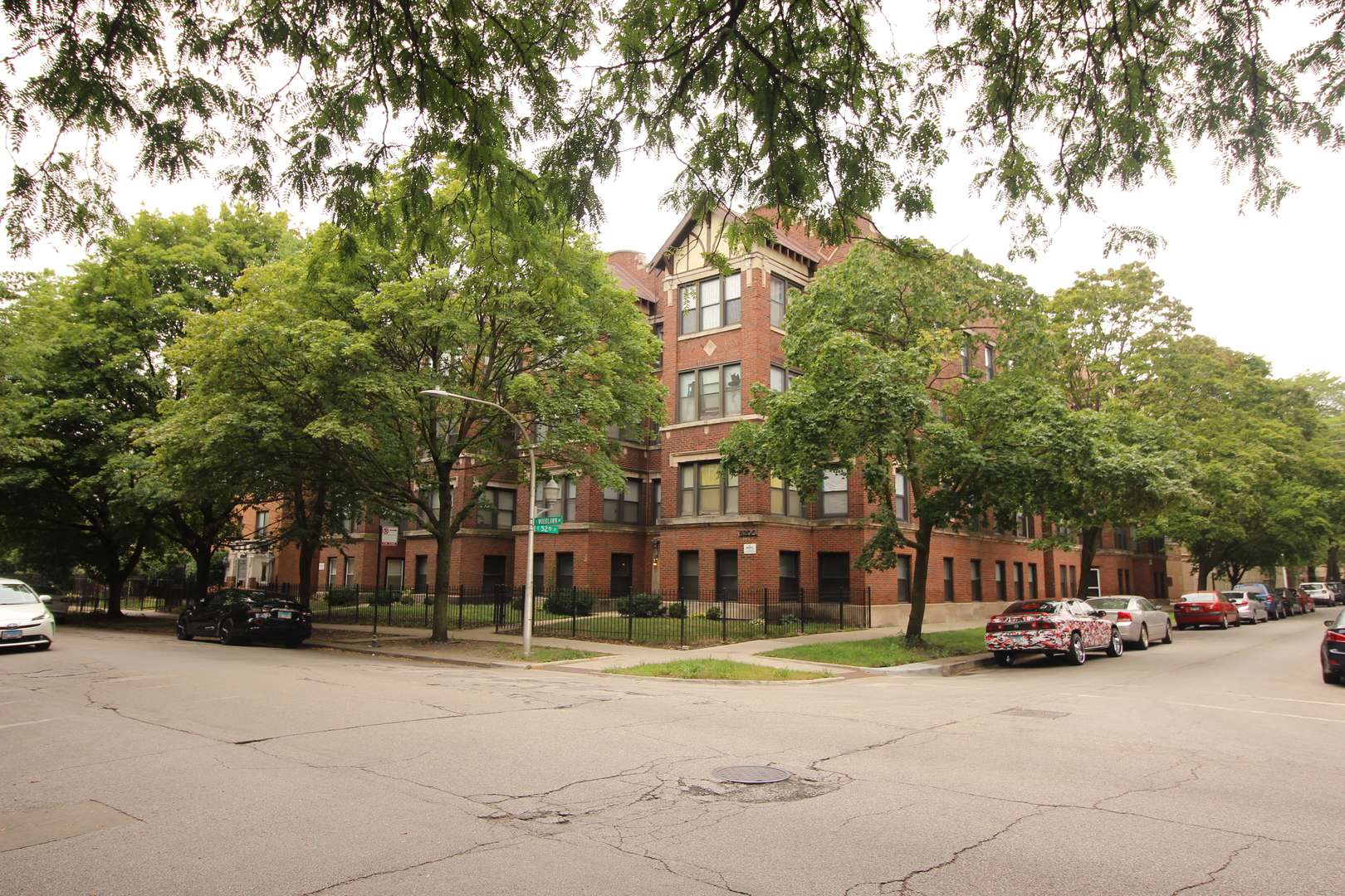 5200 S Woodlawn AVE, Chicago, IL 60615