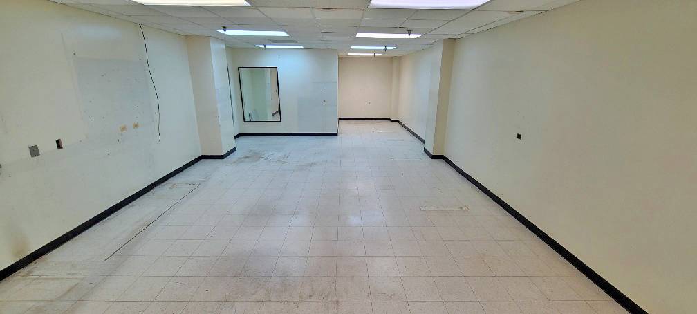 1122 N Clark ST, Chicago, IL 60610