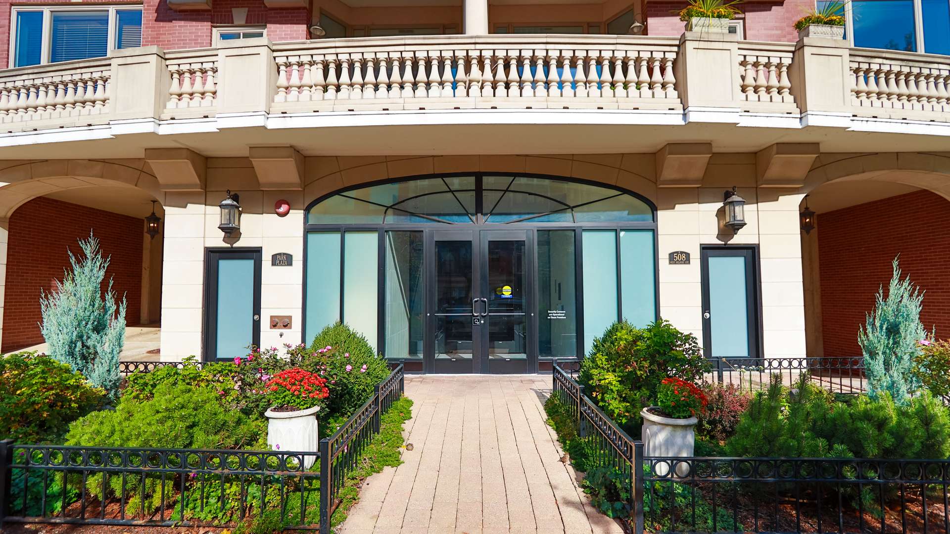 508 W Melrose ST #PH-W, Chicago, IL 60657