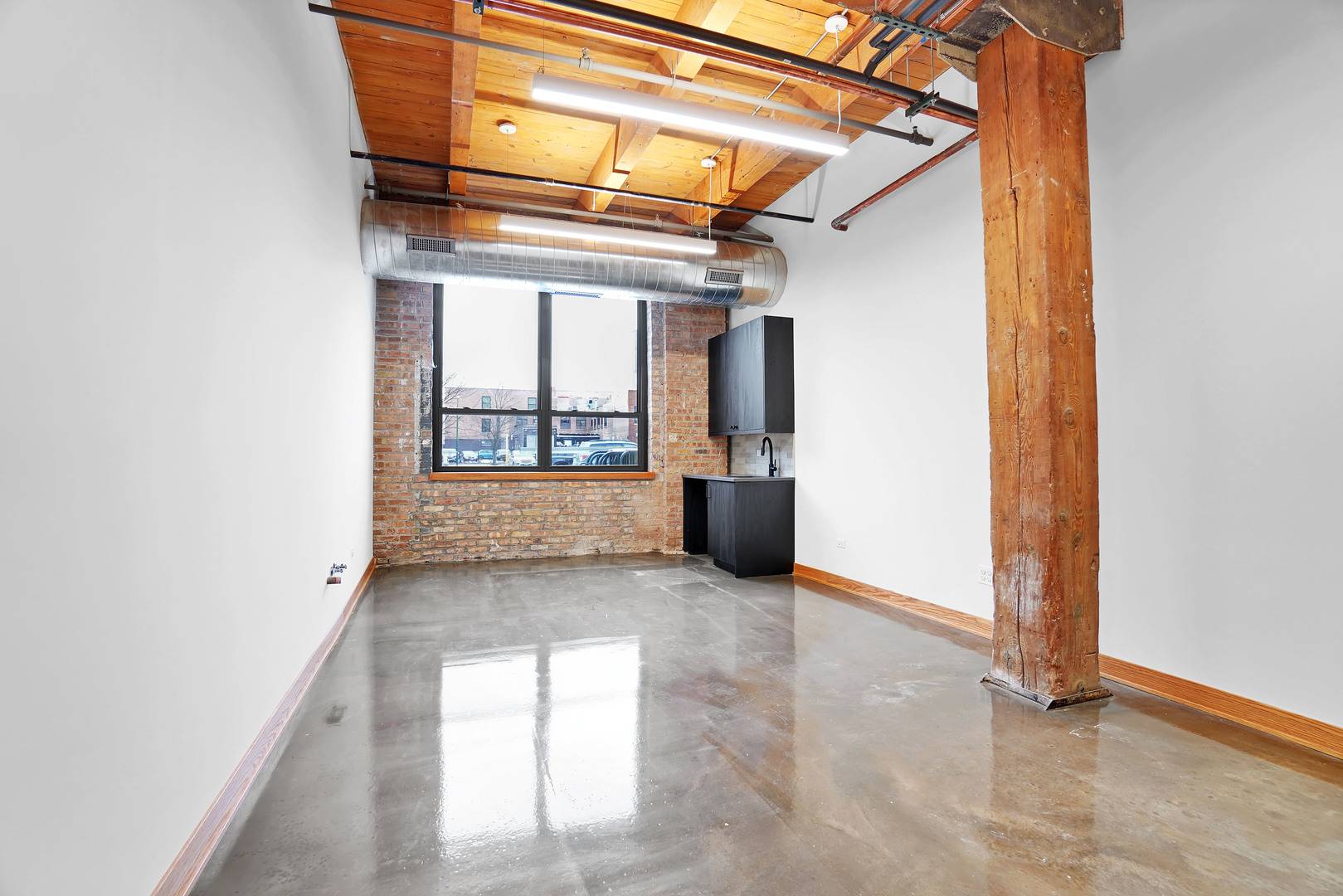 1806 W Cuyler AVE #115, Chicago, IL 60613