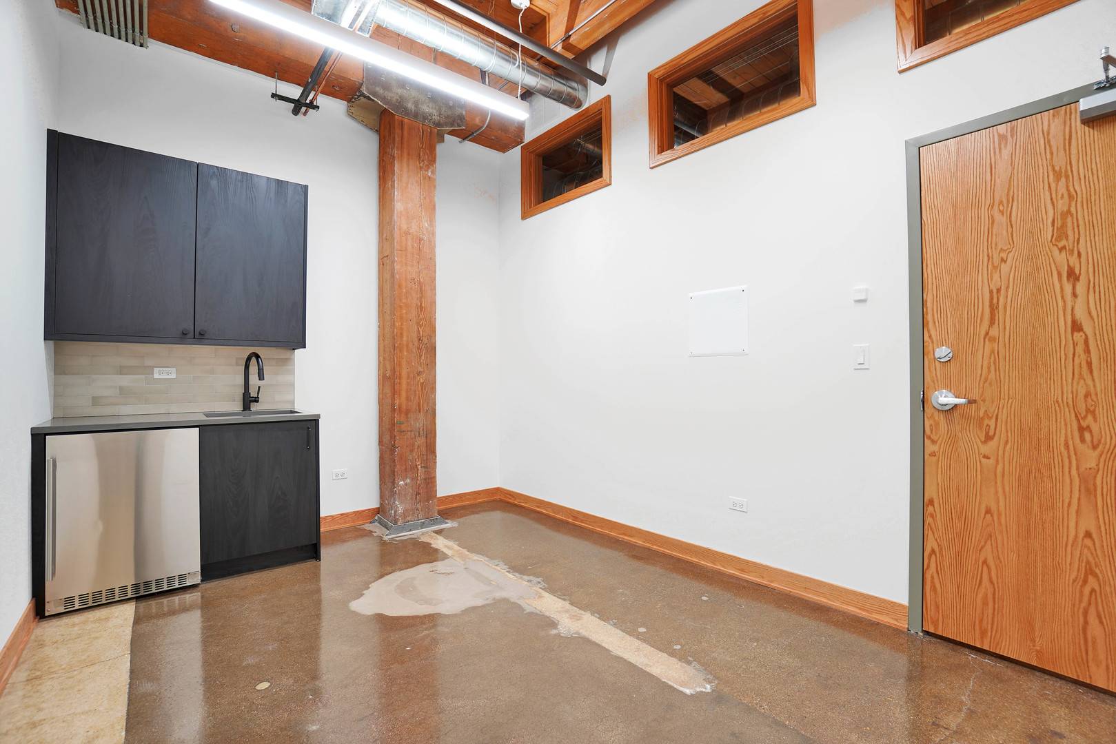 1806 W Cuyler AVE #118, Chicago, IL 60613
