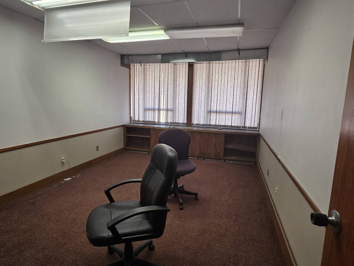 1400 W Anthony DR #114, Champaign, IL 61821