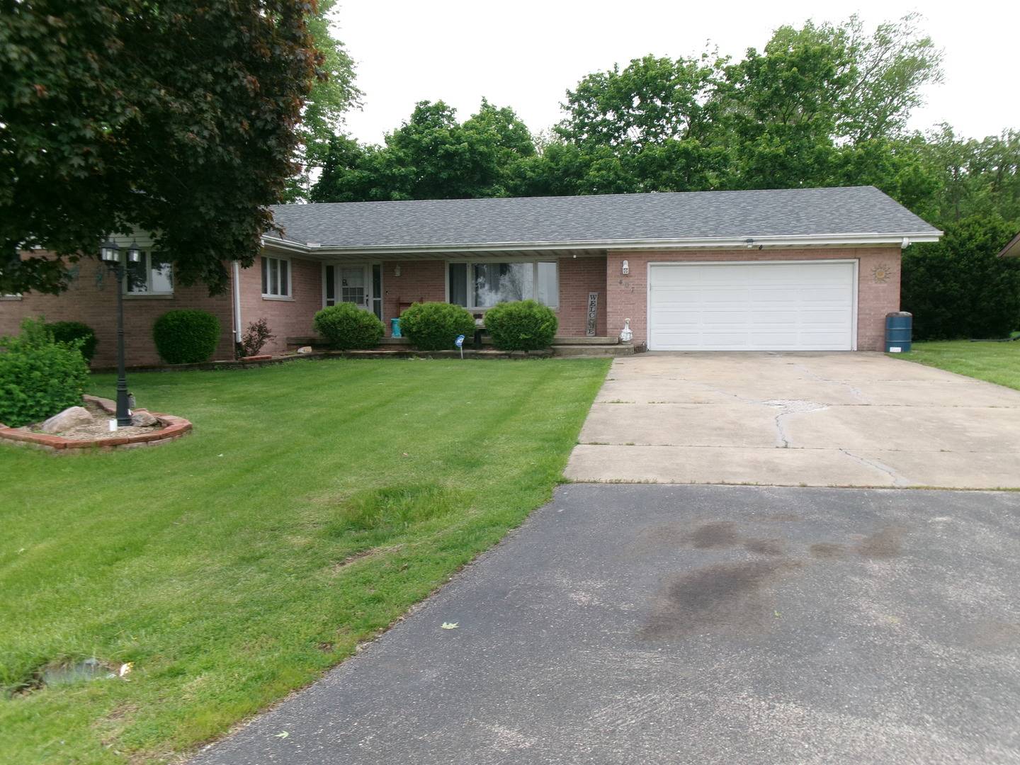 407 E Pine ST, Chatsworth, IL 60921