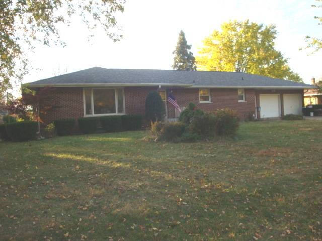 522 N Third ST, Cissna Park, IL 60924