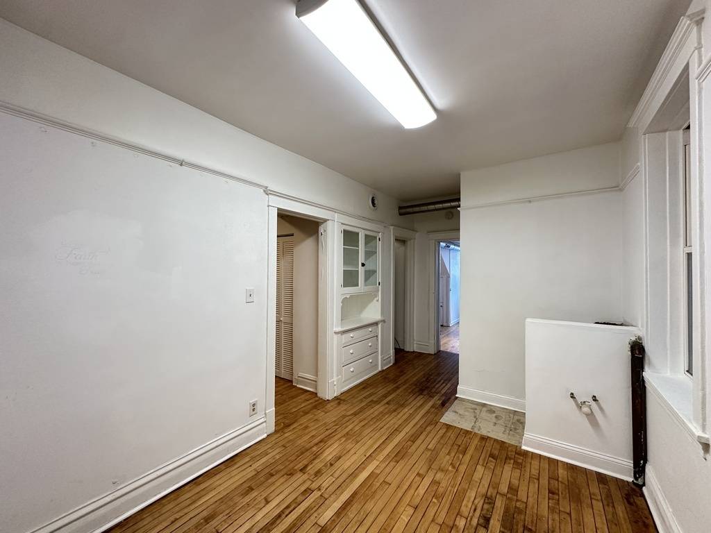 3422 N LINCOLN AVE #STORE, Chicago, IL 60657