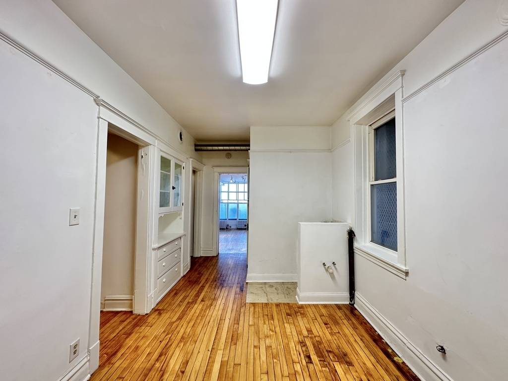 3422 N LINCOLN AVE #STORE, Chicago, IL 60657