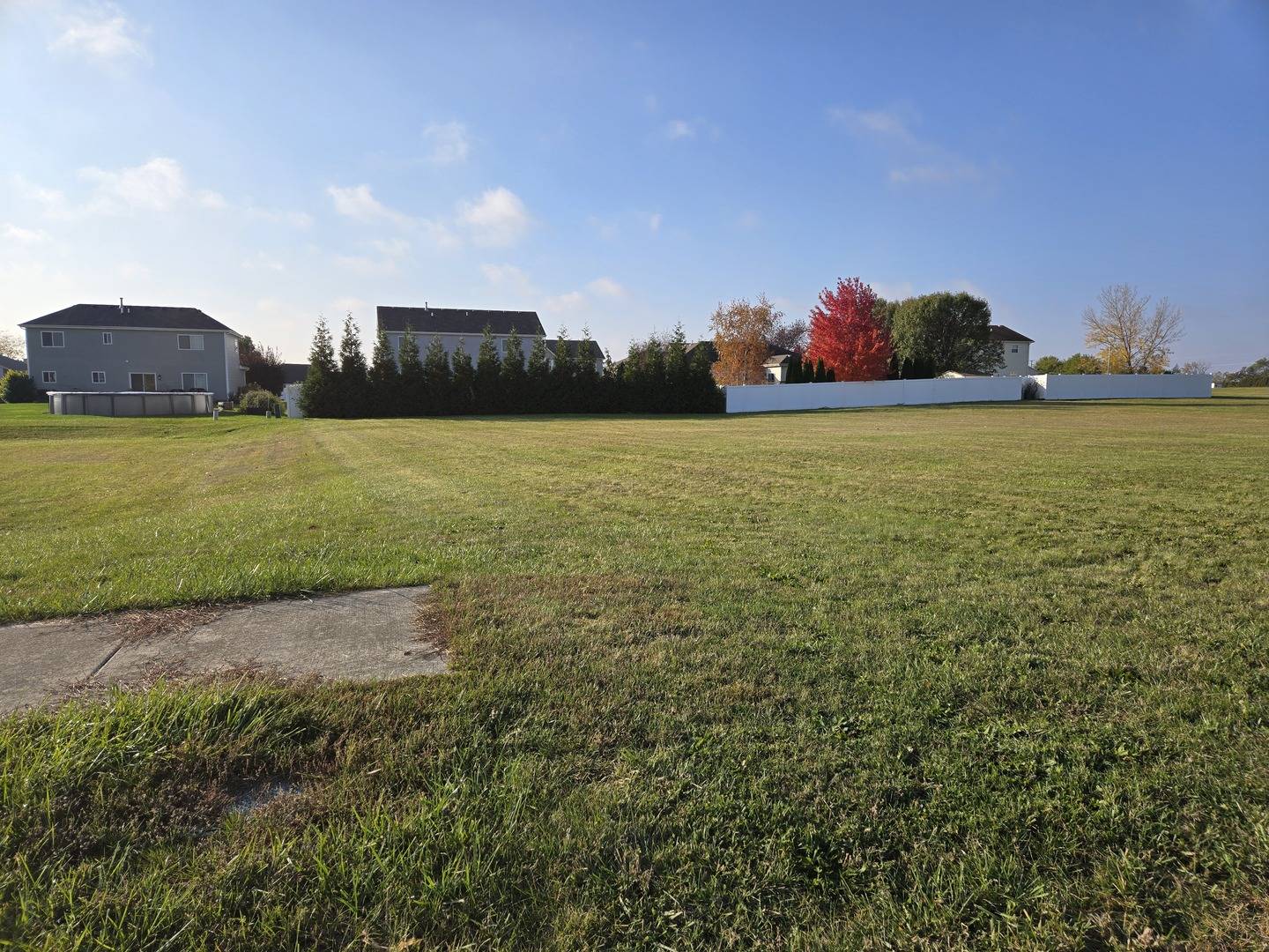 496 Shamrock LN, Manteno, IL 60950