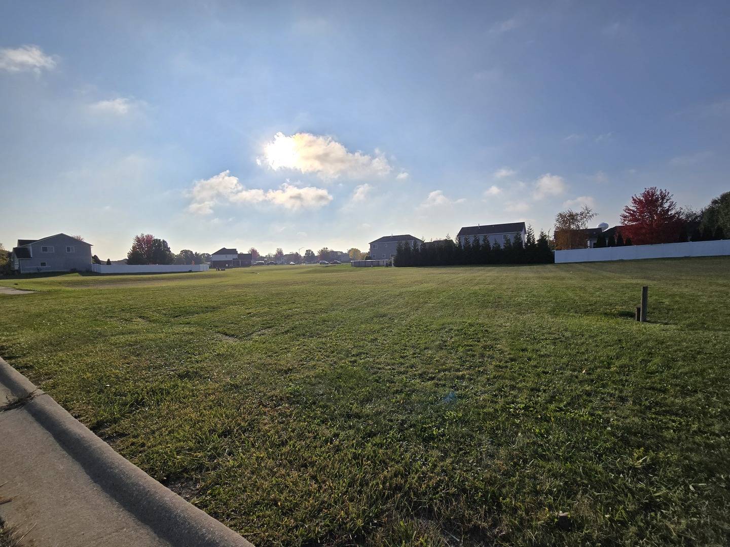 496 Shamrock LN, Manteno, IL 60950