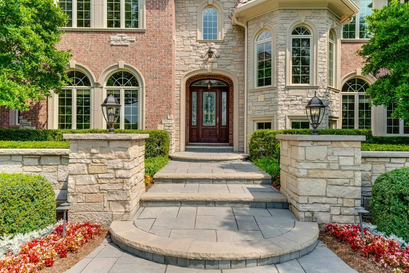 5 Jennifer CT, Barrington, IL 60010