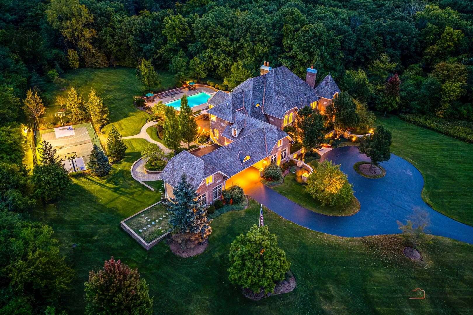 5 Jennifer CT, Barrington, IL 60010