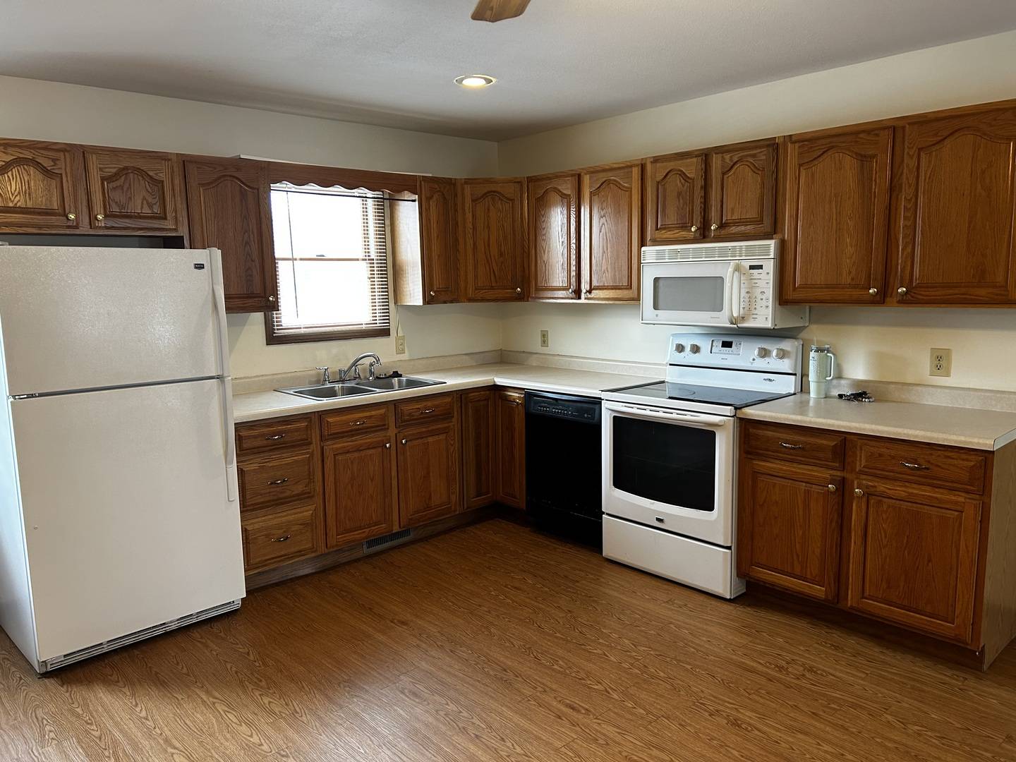 107 S Oak ST, Assumption, IL 62510