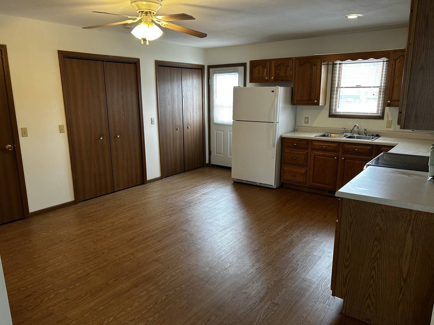 107 S Oak ST, Assumption, IL 62510