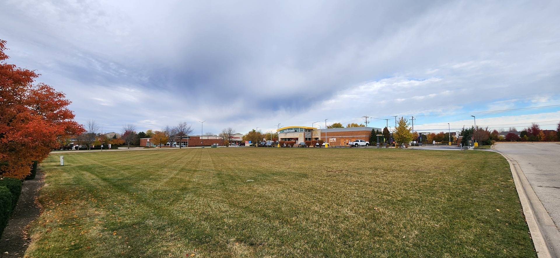 2234 S Eola RD, Aurora, IL 60503