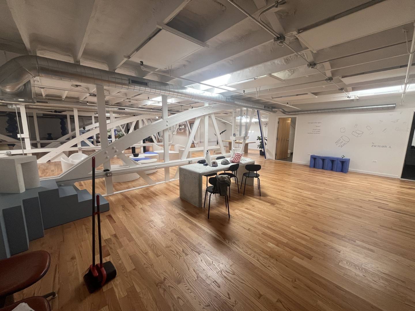 4900 N Elston AVE #2nd-Floor, Chicago, IL 60630