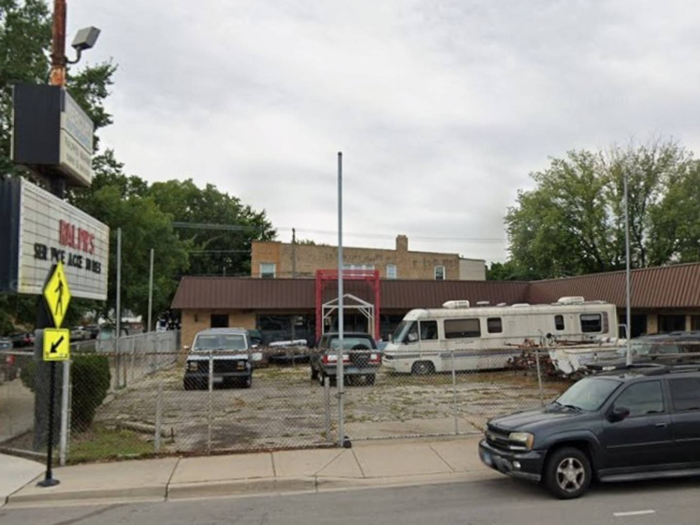 4135 W Lawrence AVE, Chicago, IL 60630