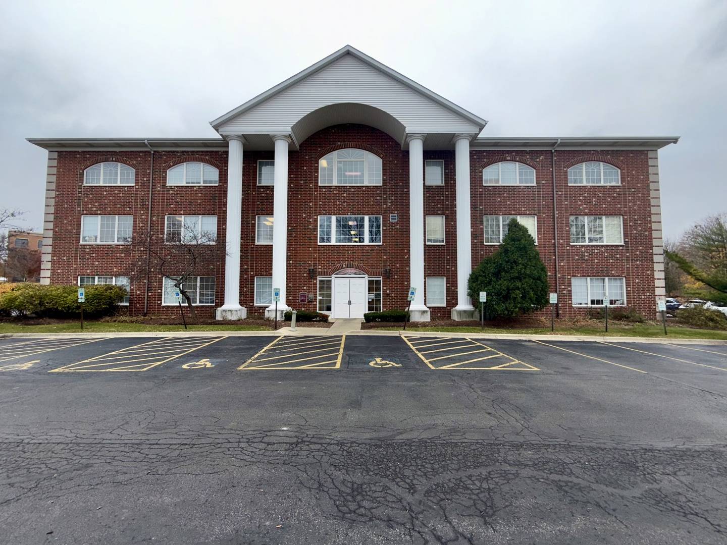 20646 Abbeywood CT #303, Frankfort, IL 60423