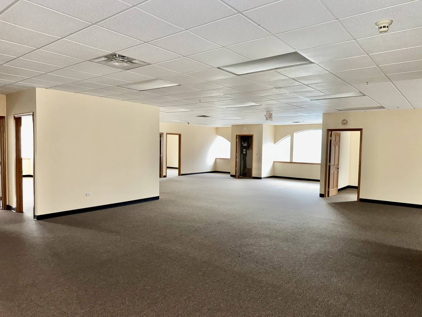 20646 Abbeywood CT #303, Frankfort, IL 60423