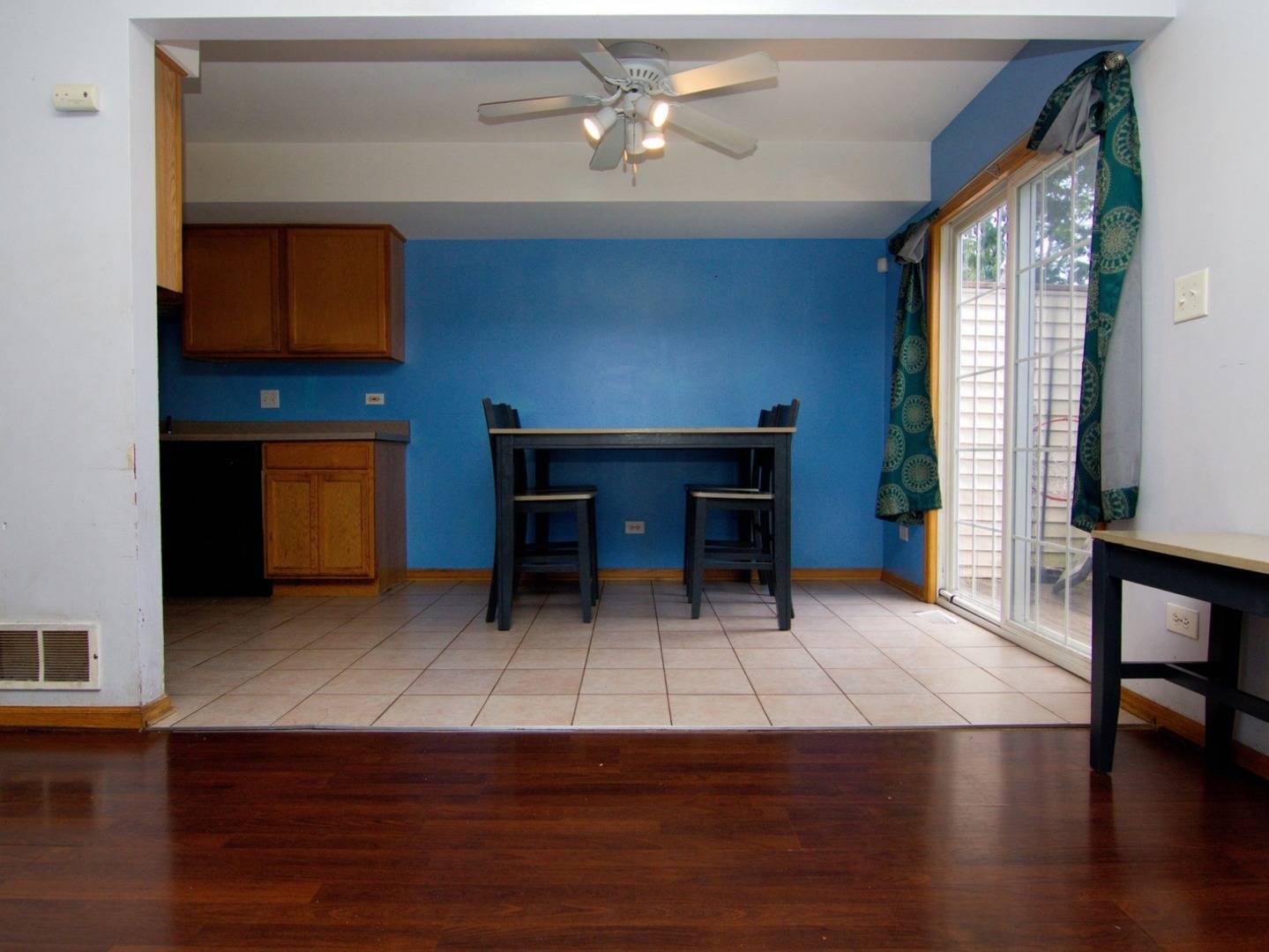 12940 S May ST, Calumet Park, IL 60827