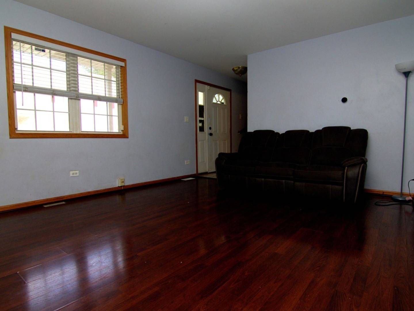 12940 S May ST, Calumet Park, IL 60827