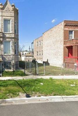 4032 W CONGRESS Pkwy, Chicago, IL 60624