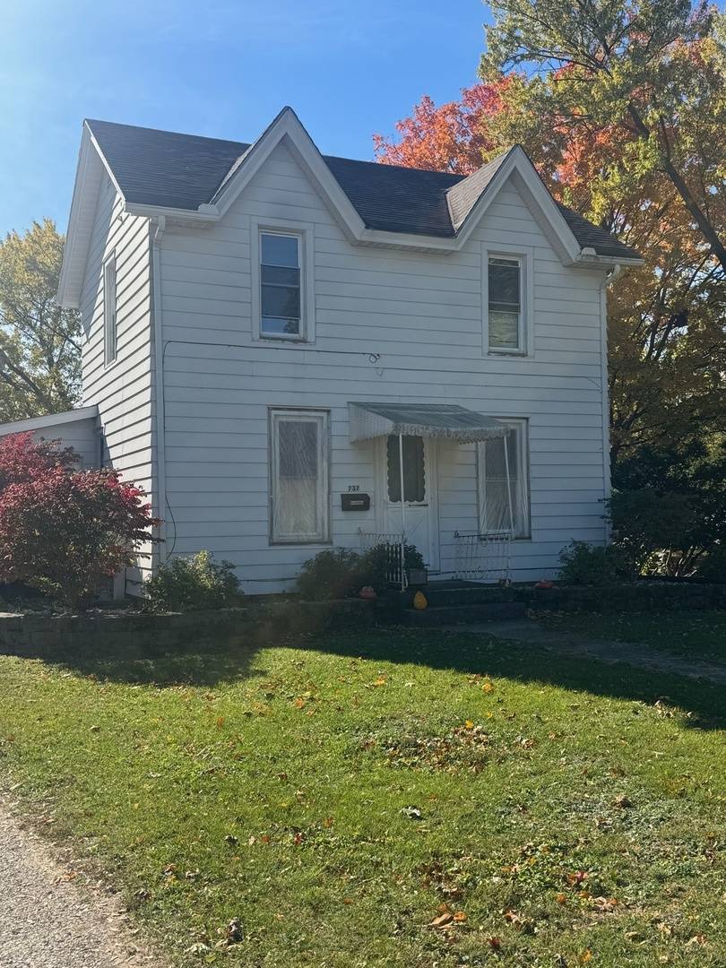 737 E Grant HWY, Marengo, IL 60152