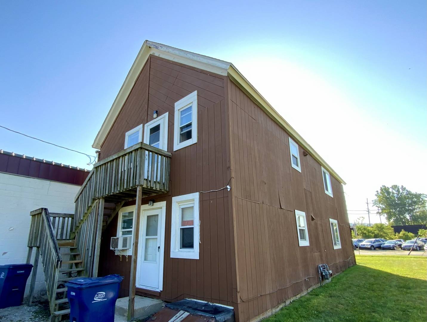 706 BROADWAY AVE, North Chicago, IL 60064