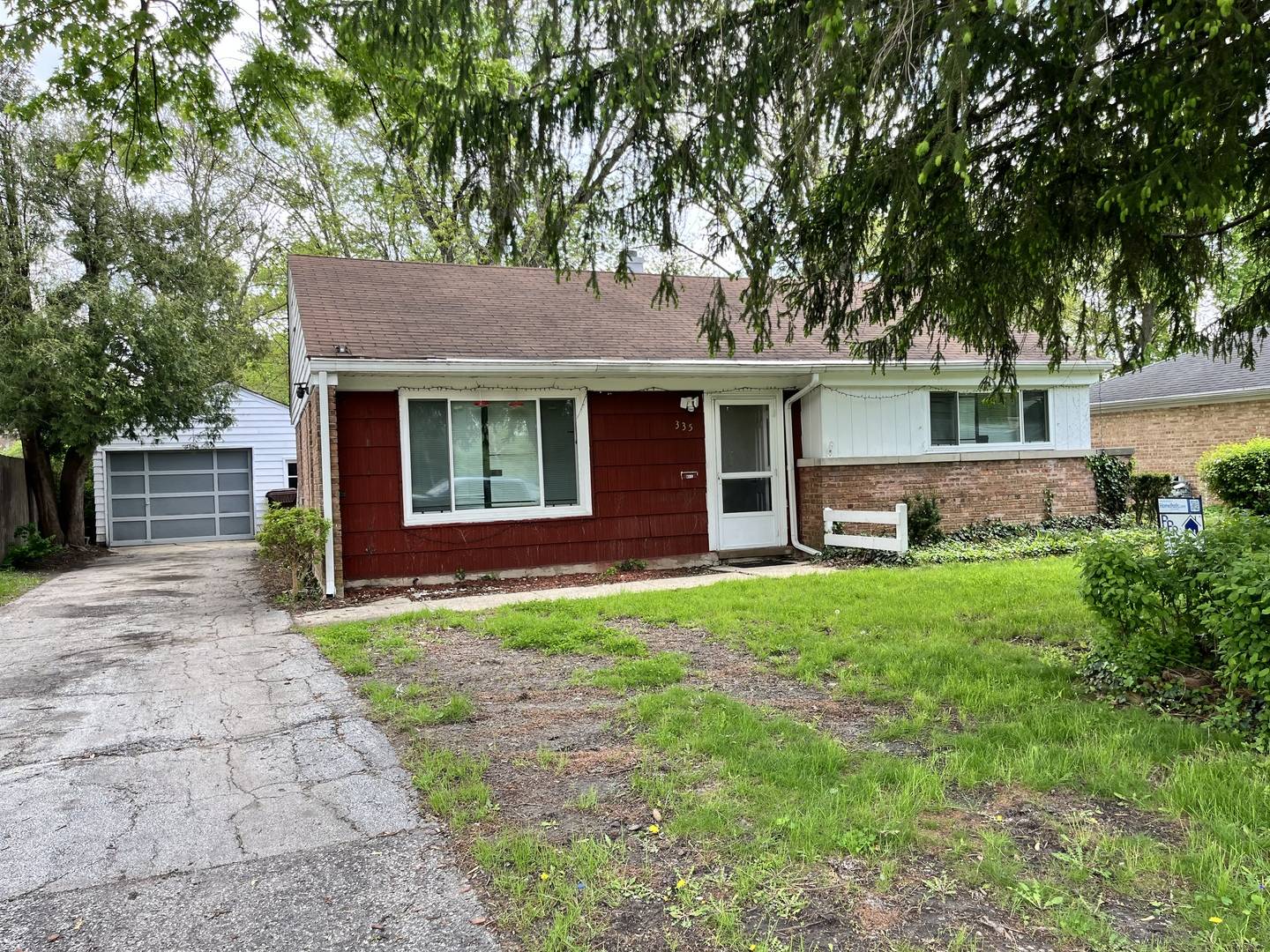335 Manitowac ST, Park Forest, IL 60466