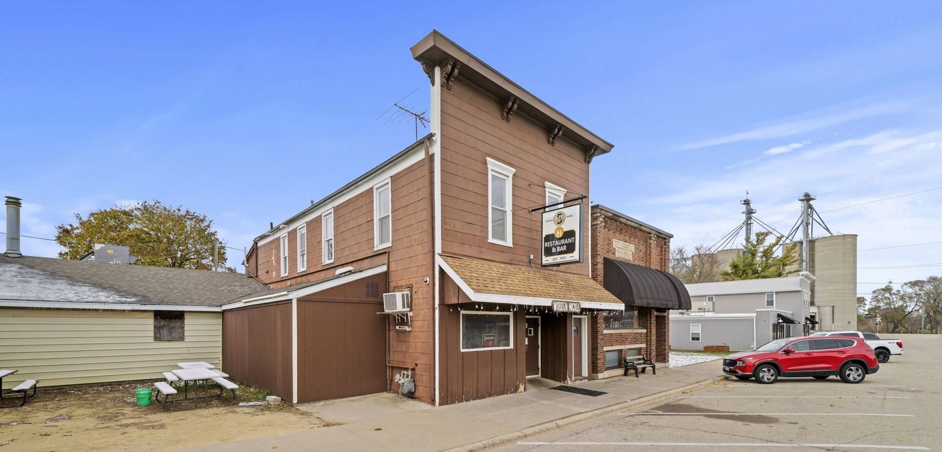 208 N Walnut ST, Stillman Valley, IL 61084
