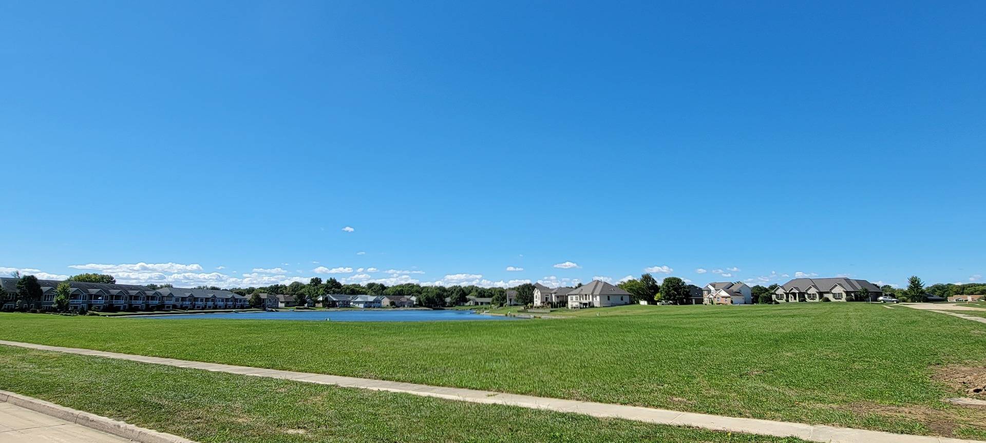 3009 Artesia XING, Urbana, IL 61802
