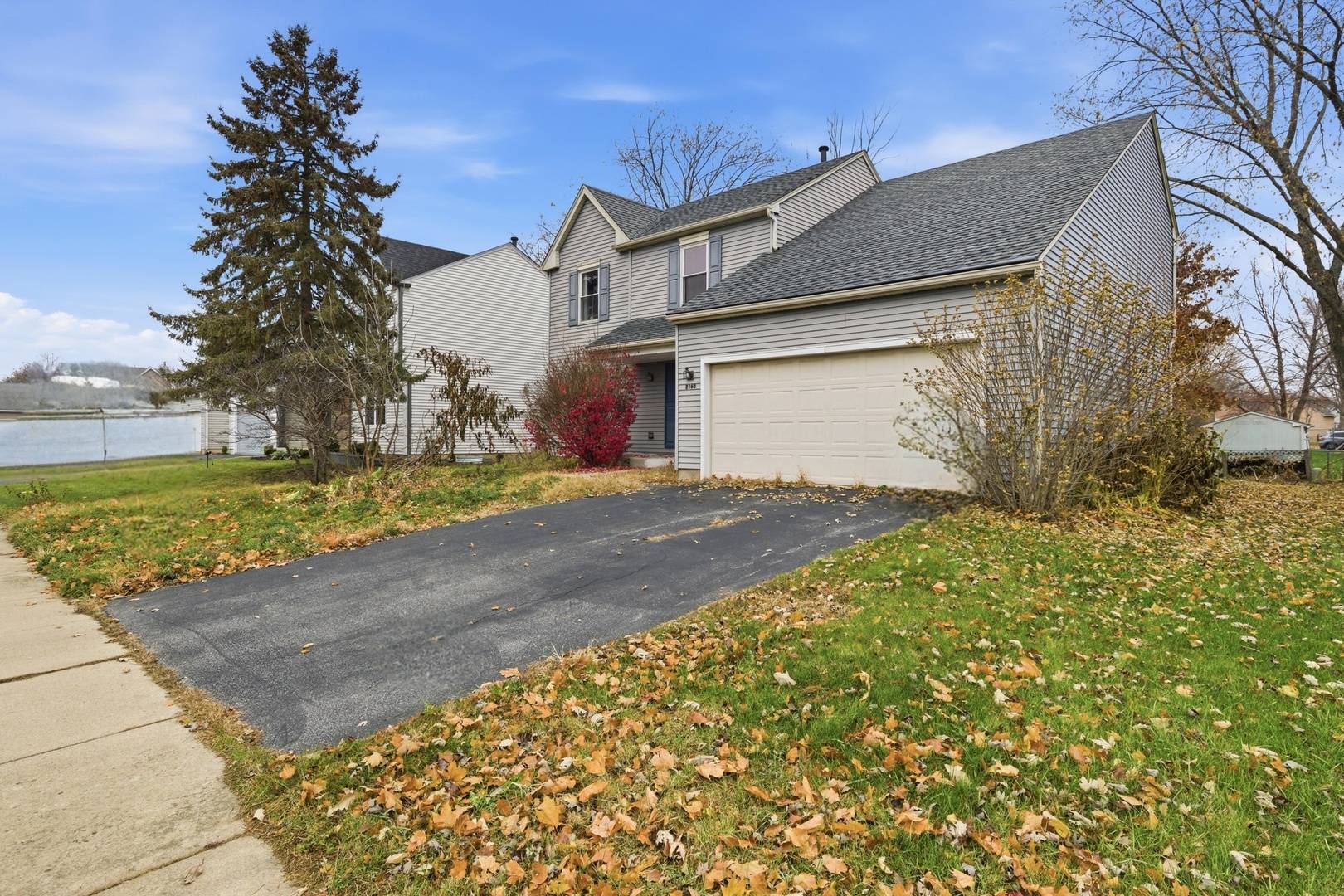 2860 Bridgeport LN, Aurora, IL 60504