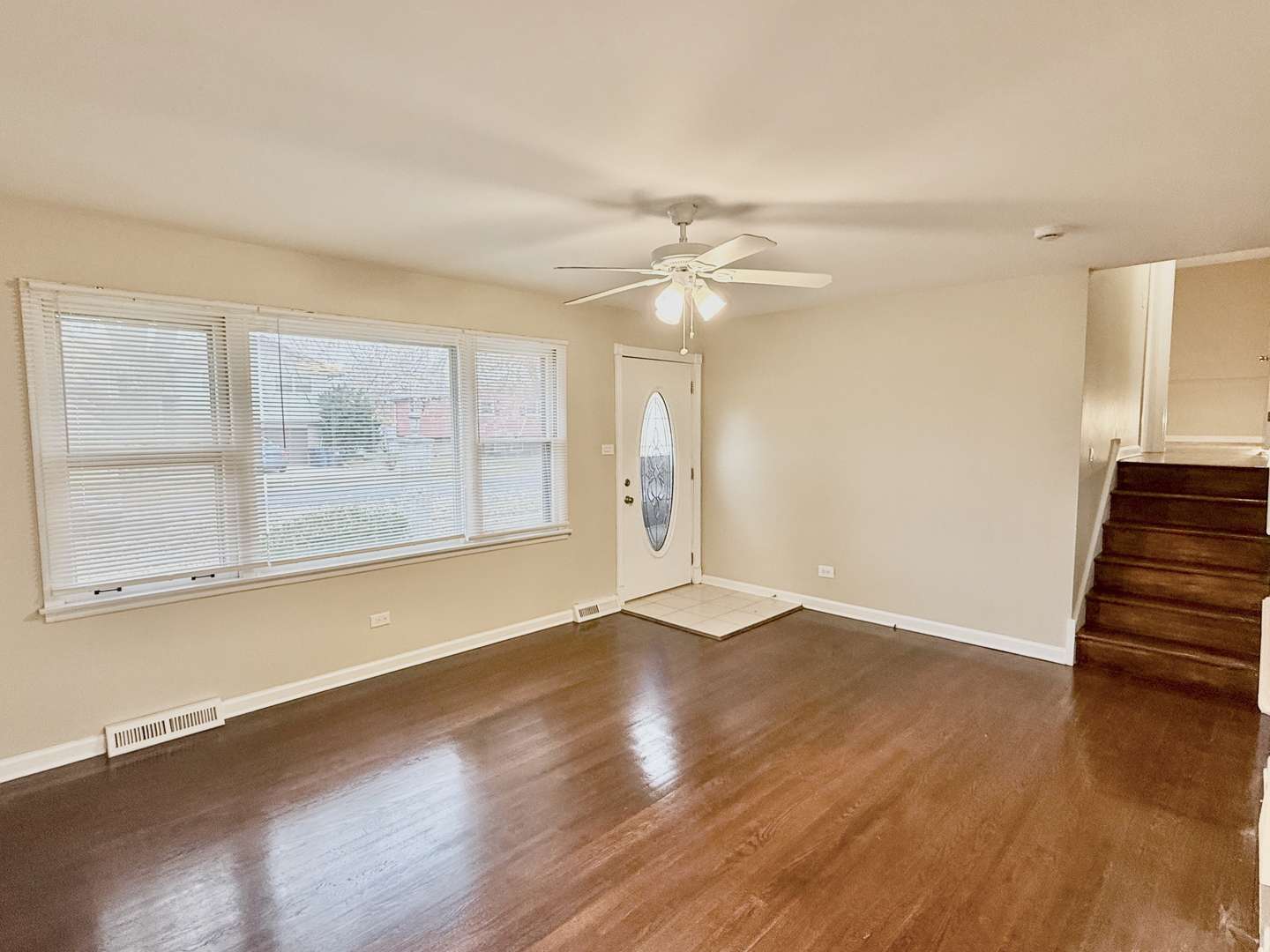 16109 Prairie AVE, South Holland, IL 60473
