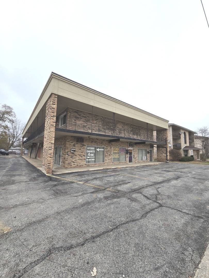 7926 W 103 ST #A, Palos Hills, IL 60465