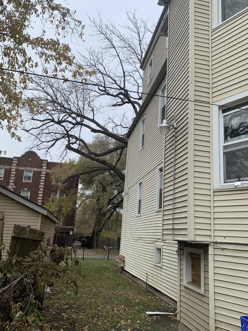 7749 S Muskegon AVE, Chicago, IL 60649